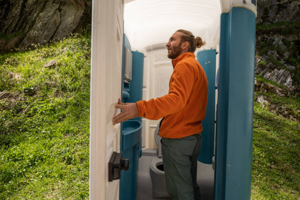 Portable Toilet Options We Offer in Richmond, MI